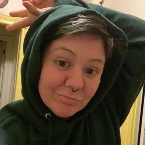 Meet your Posher, Peets